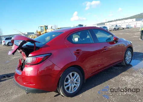2017 Toyota Yaris Ia z USA, uszkodzony, nr VIN 3MYDLBYV4HY186326